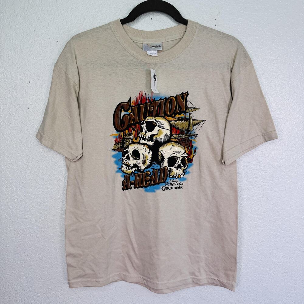 Vintage Pirates Of The Caribbean Shirt Youth XL Caution A Head Disneyland Resort